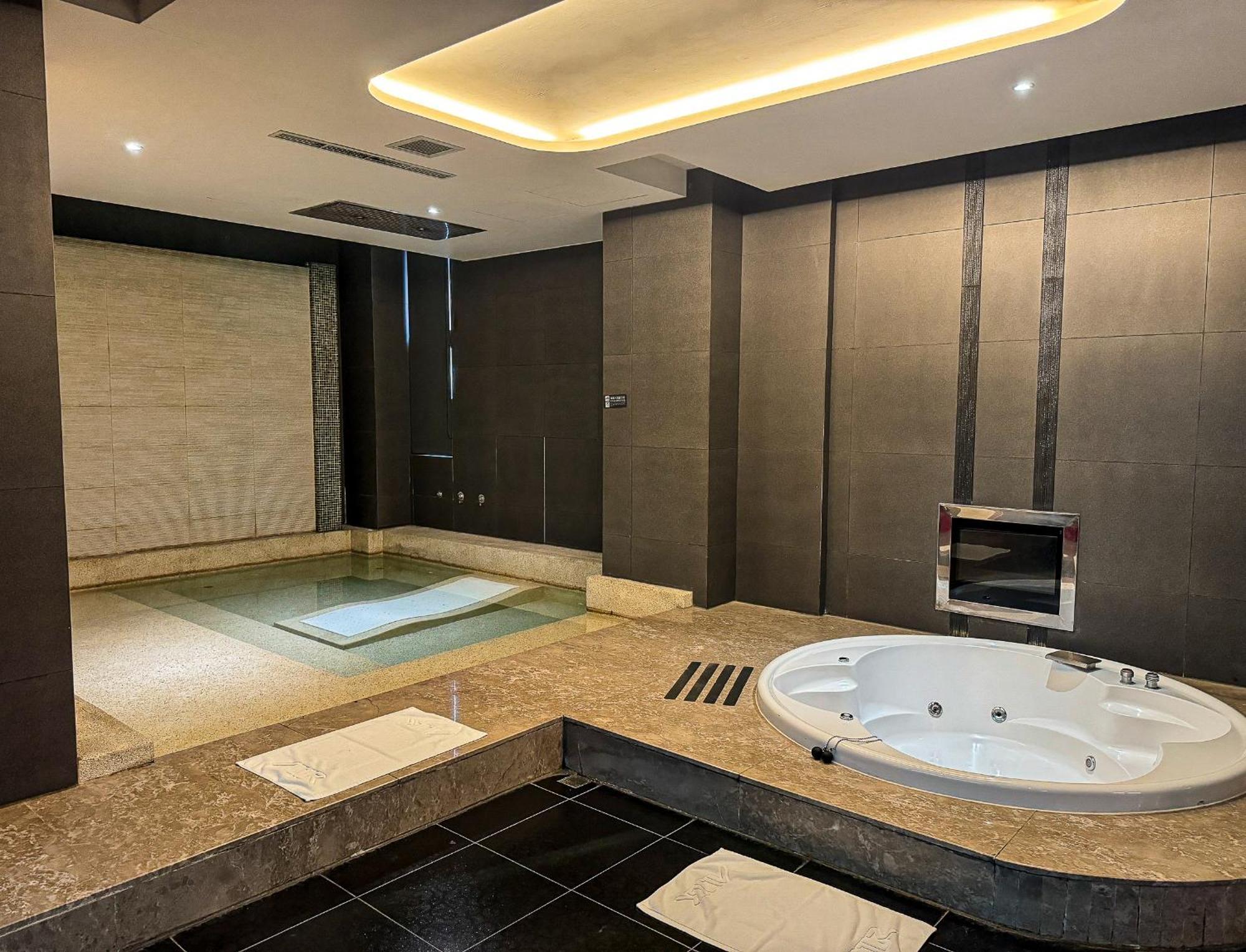 All-Ur Boutique Motel - Taichung Branch Kültér fotó