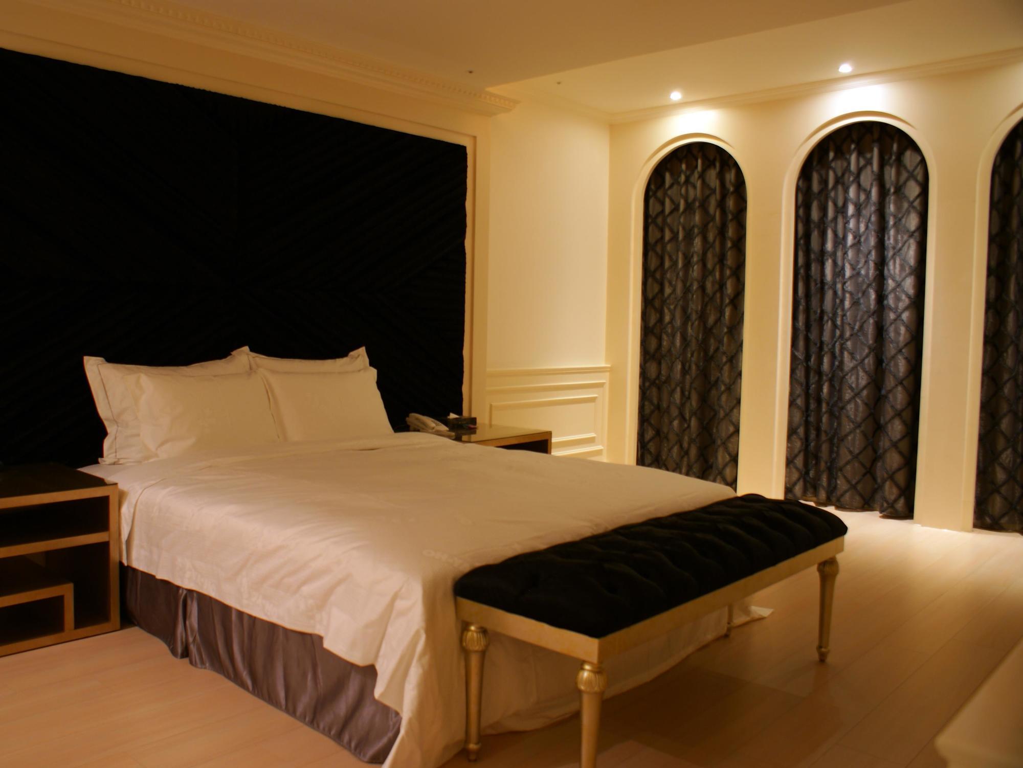 All-Ur Boutique Motel - Taichung Branch Kültér fotó