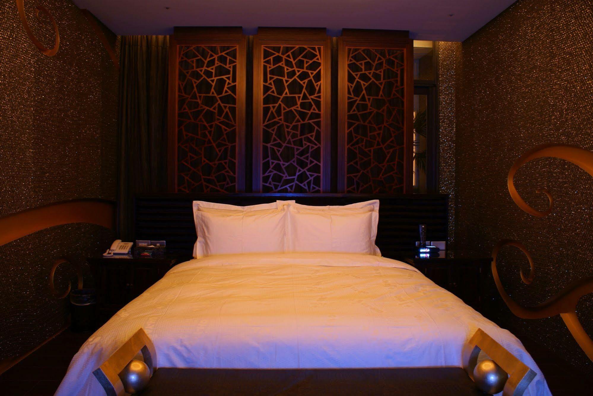 All-Ur Boutique Motel - Taichung Branch Kültér fotó